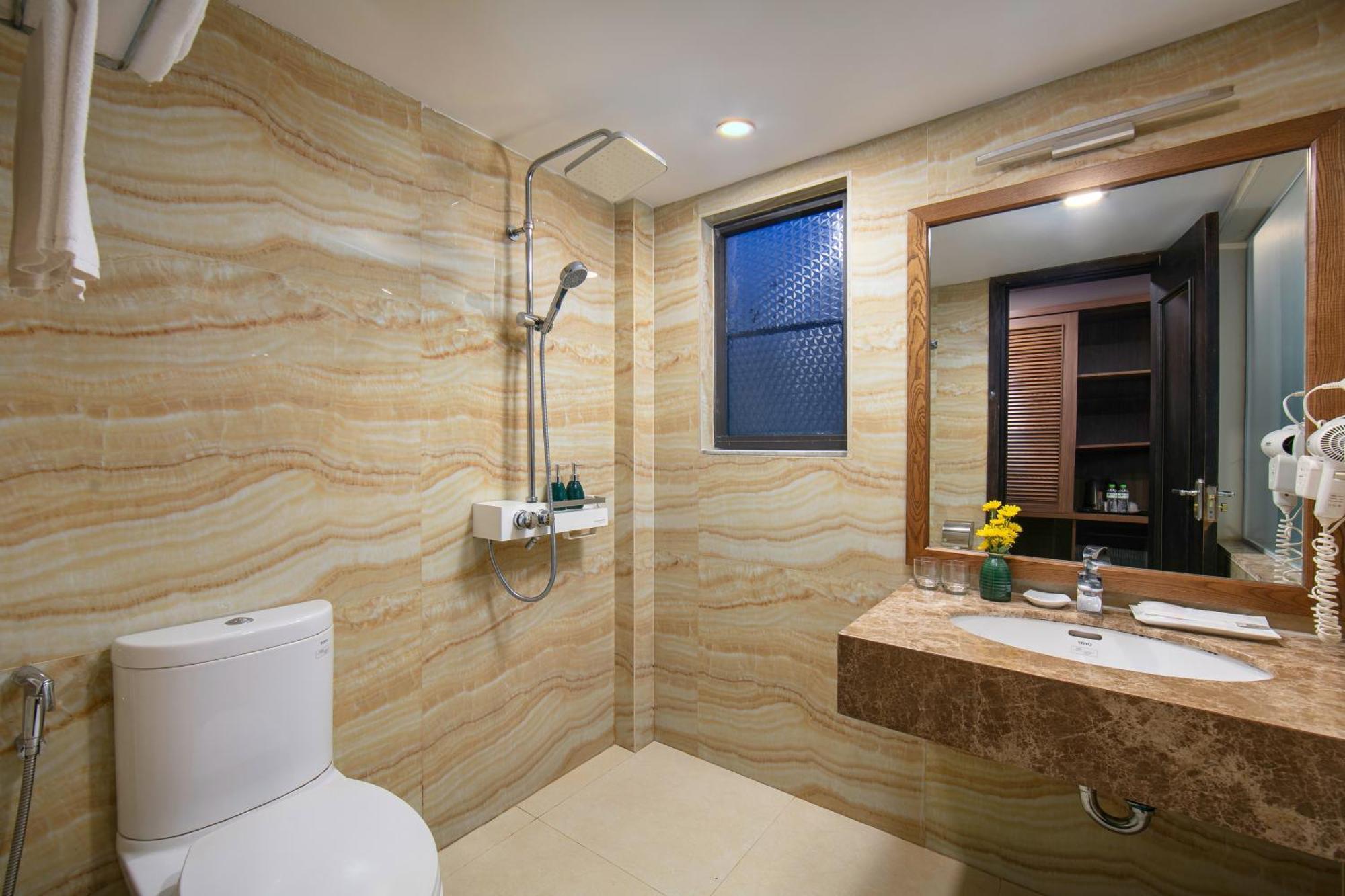 Brilliant Me Tri Hotel & Spa Hanoi Exterior photo