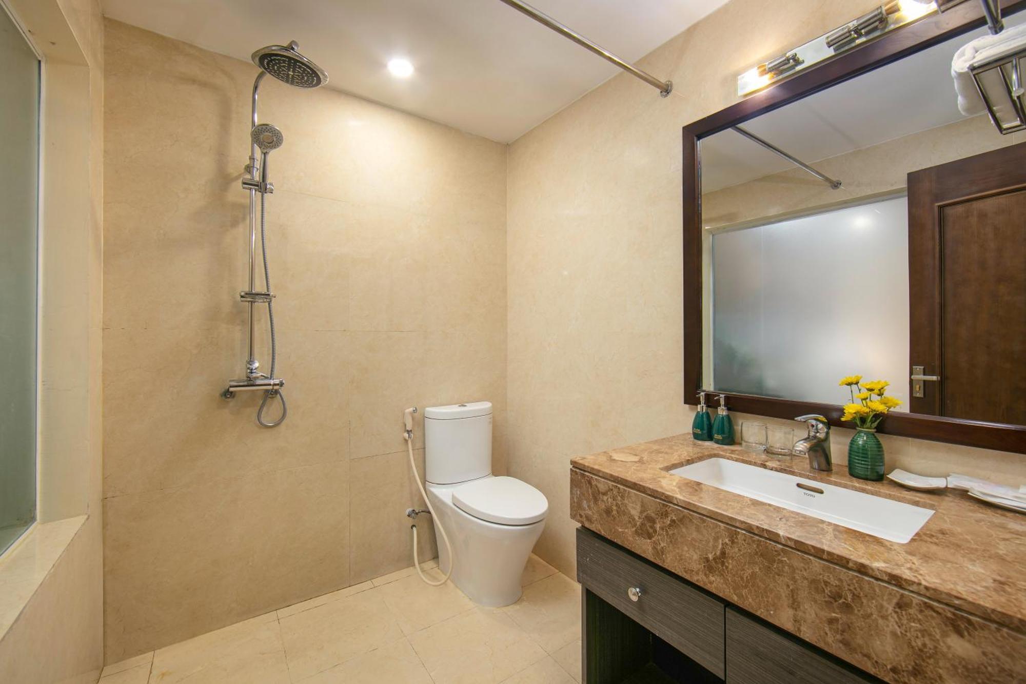 Brilliant Me Tri Hotel & Spa Hanoi Exterior photo